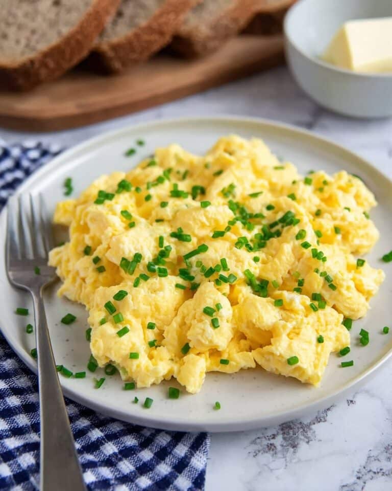 Scrambled Eggs with Cottage Cheese Recipe