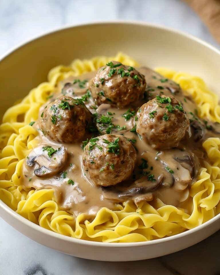 Slow Cooker Swedish Turkey Meatballs Recipe